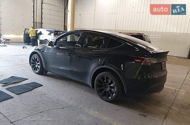 Позашляховик / Кросовер Tesla Model Y 2023 в Львові