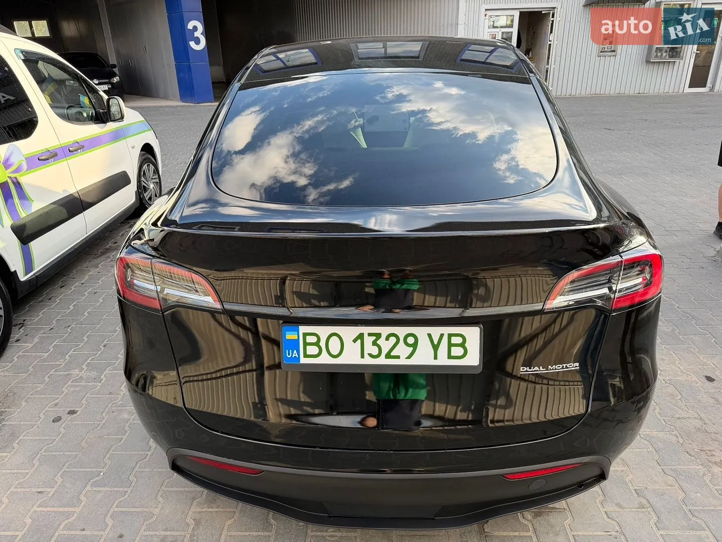 2024 Tesla Model Y - мініатюра 10