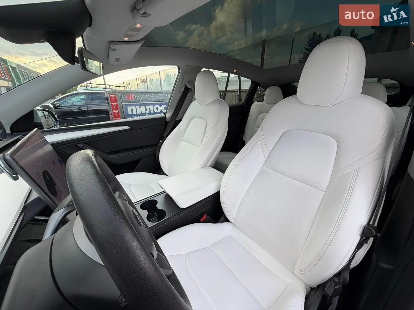 2024 Tesla Model Y - мініатюра 29