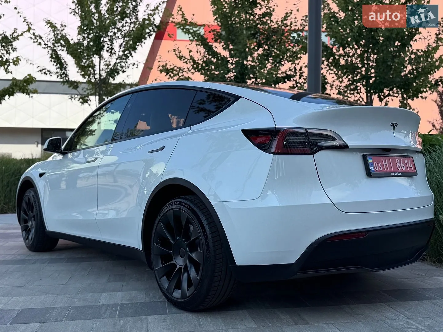 2024 Tesla Model Y - мініатюра 15