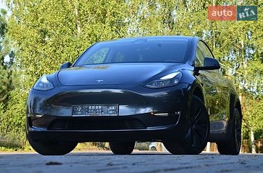 Позашляховик / Кросовер Tesla Model Y 2025 в Дрогобичі фото 13 Позашляховик / Кросовер Tesla Model Y 2025 в Дрогобичі