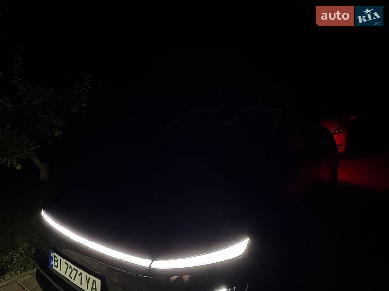 Внедорожник / Кроссовер Tesla Model Y 2025 в Полтаве