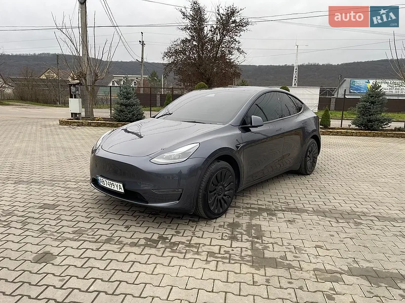 Tesla Model Y