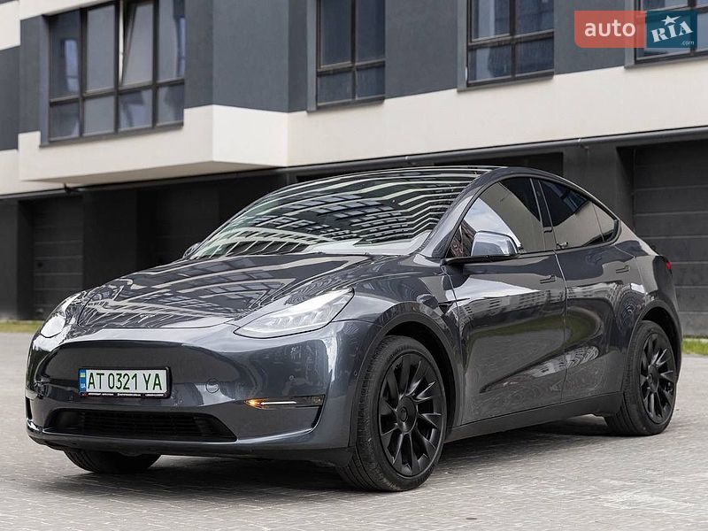 Tesla Model Y 2022
