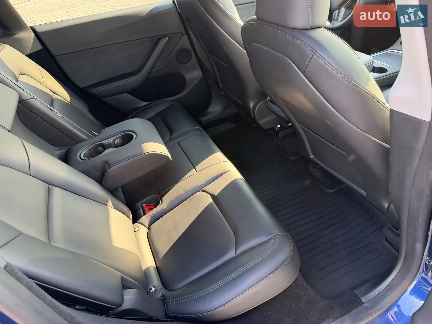 2023 Tesla Model Y - мініатюра 27