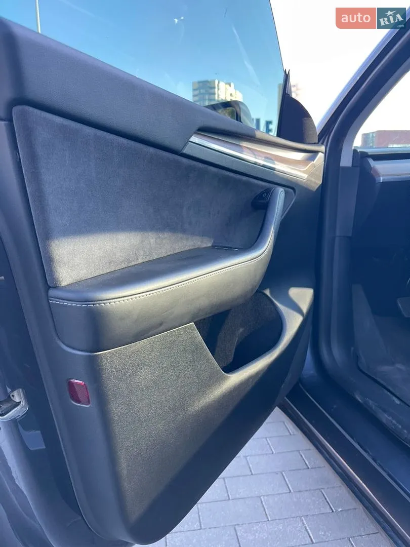 2023 Tesla Model Y - мініатюра 26