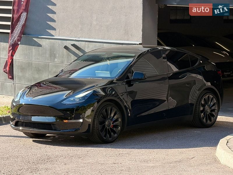 Позашляховик / Кросовер Tesla Model Y 2022 в Харкові