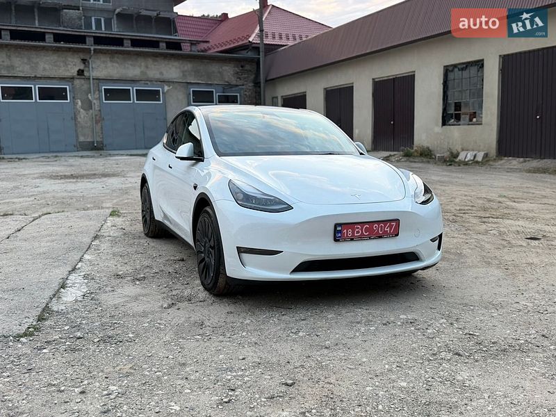 Позашляховик / Кросовер Tesla Model Y 2023 в Кременці фото Позашляховик / Кросовер Tesla Model Y 2023 в Кременці
