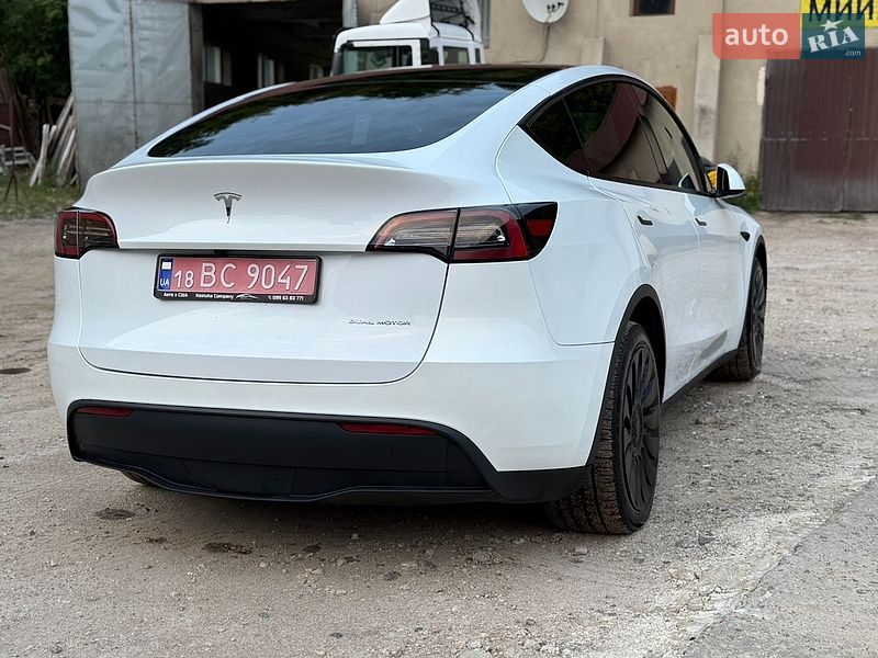 Позашляховик / Кросовер Tesla Model Y 2023 в Кременці фото 12 Позашляховик / Кросовер Tesla Model Y 2023 в Кременці