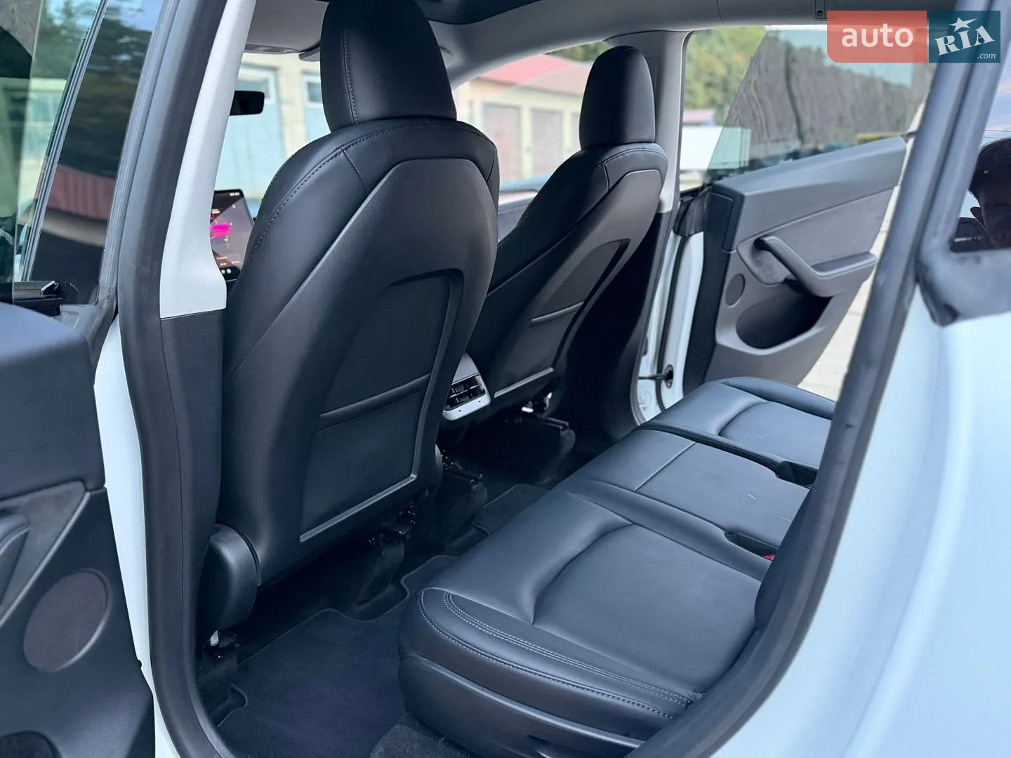 2023 Tesla Model Y - мініатюра 22