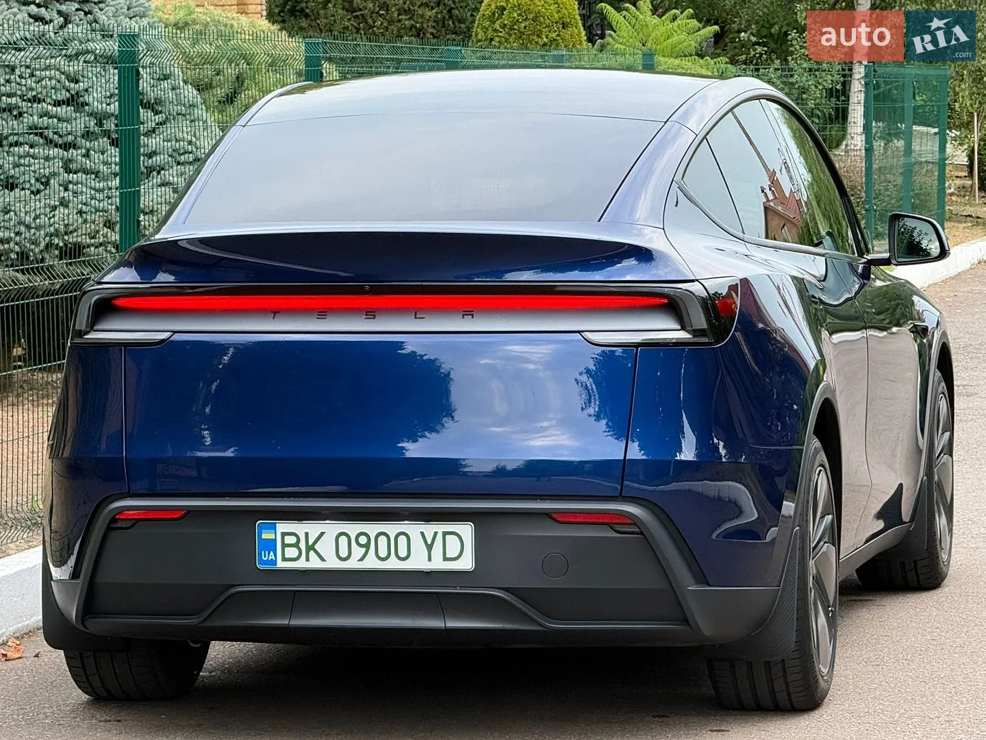 2025 Tesla Model Y - мініатюра 31