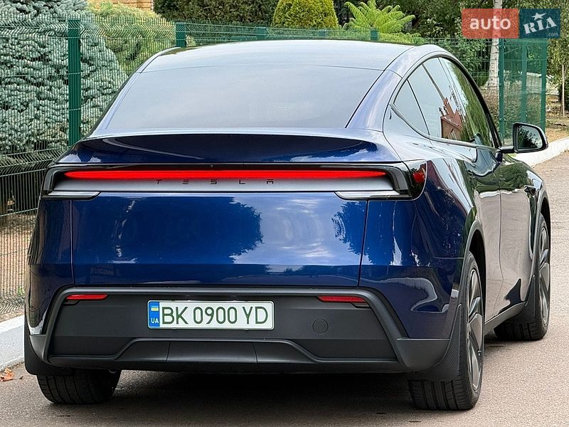 Позашляховик / Кросовер Tesla Model Y 2025 в Рівному фото 31 Позашляховик / Кросовер Tesla Model Y 2025 в Рівному