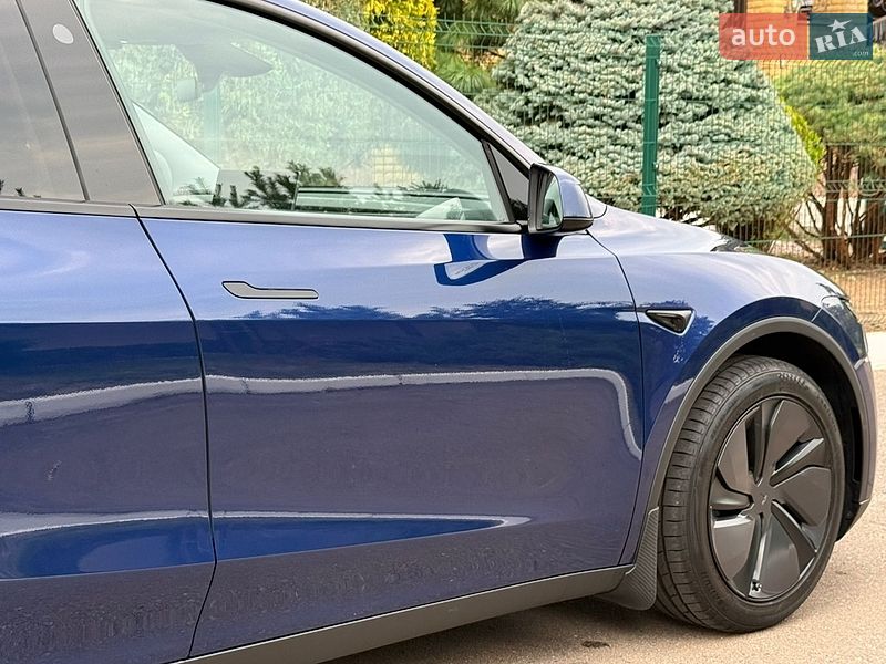 Позашляховик / Кросовер Tesla Model Y 2025 в Рівному фото 127 Позашляховик / Кросовер Tesla Model Y 2025 в Рівному