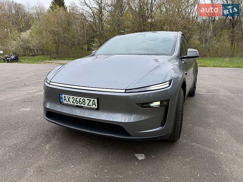 Позашляховик / Кросовер Tesla Model Y 2025 в Харкові