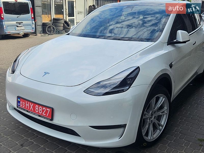 Позашляховик / Кросовер Tesla Model Y 2022 в Білій Церкві