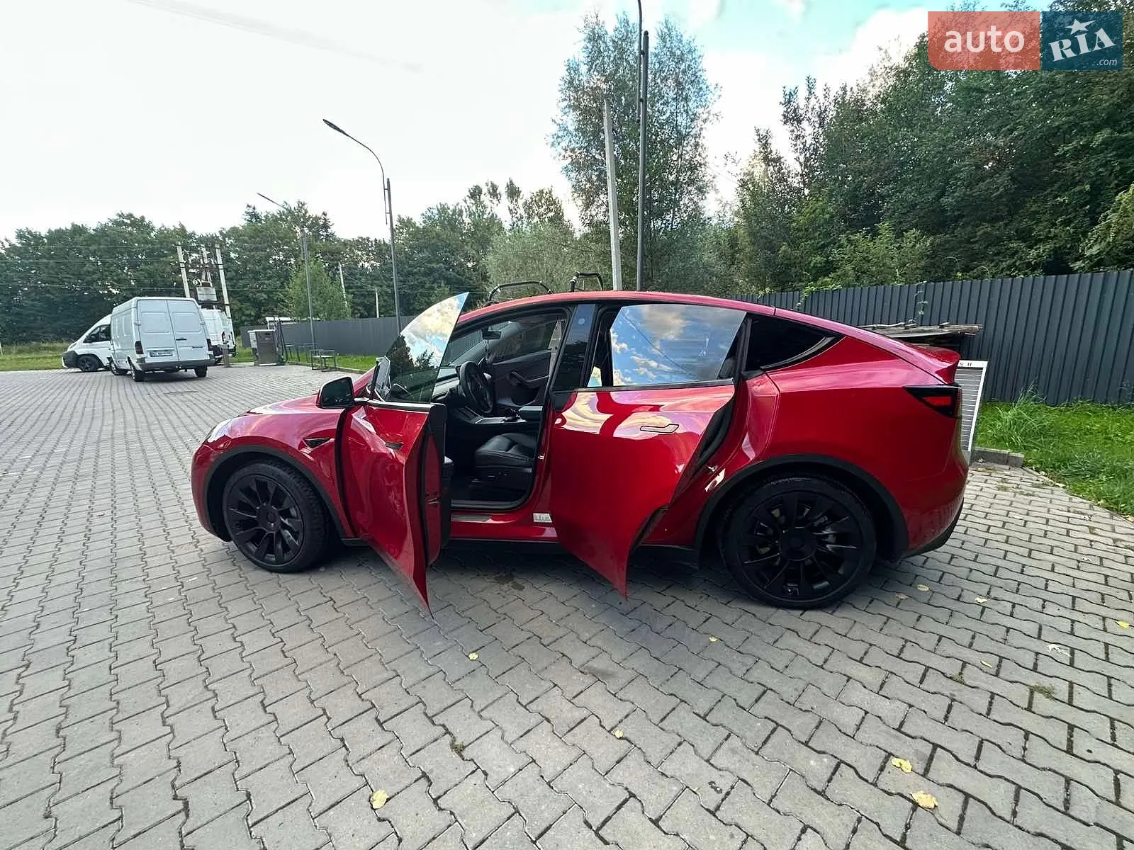 2021 Tesla Model Y - мініатюра 8
