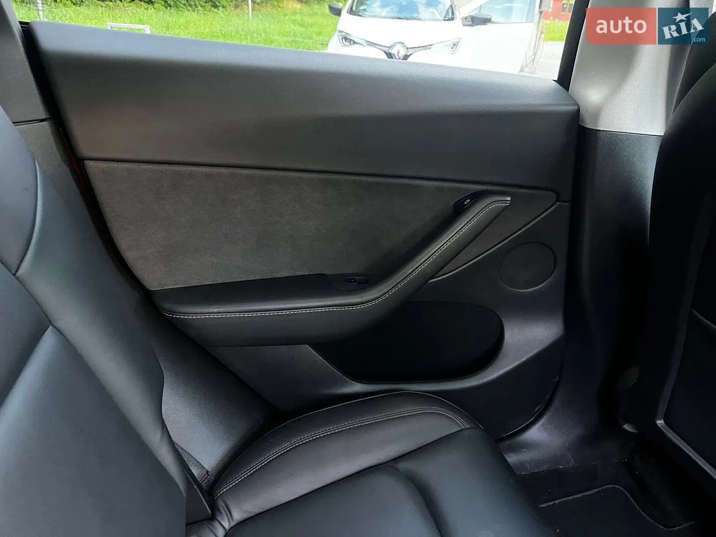 2021 Tesla Model Y - мініатюра 25