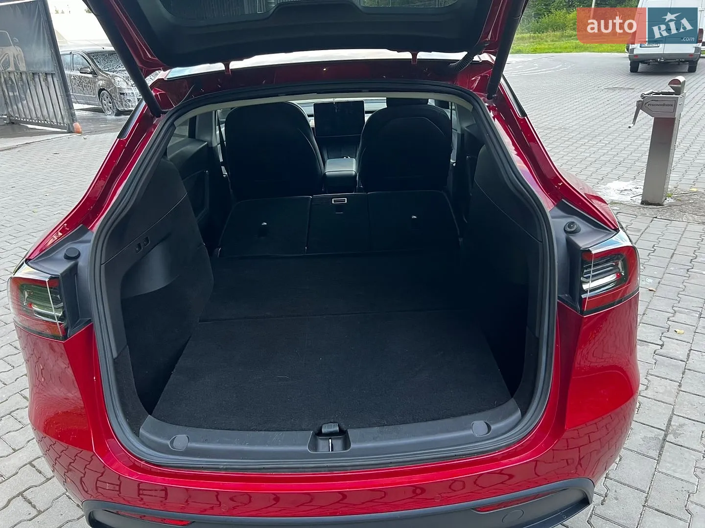 2021 Tesla Model Y - мініатюра 28