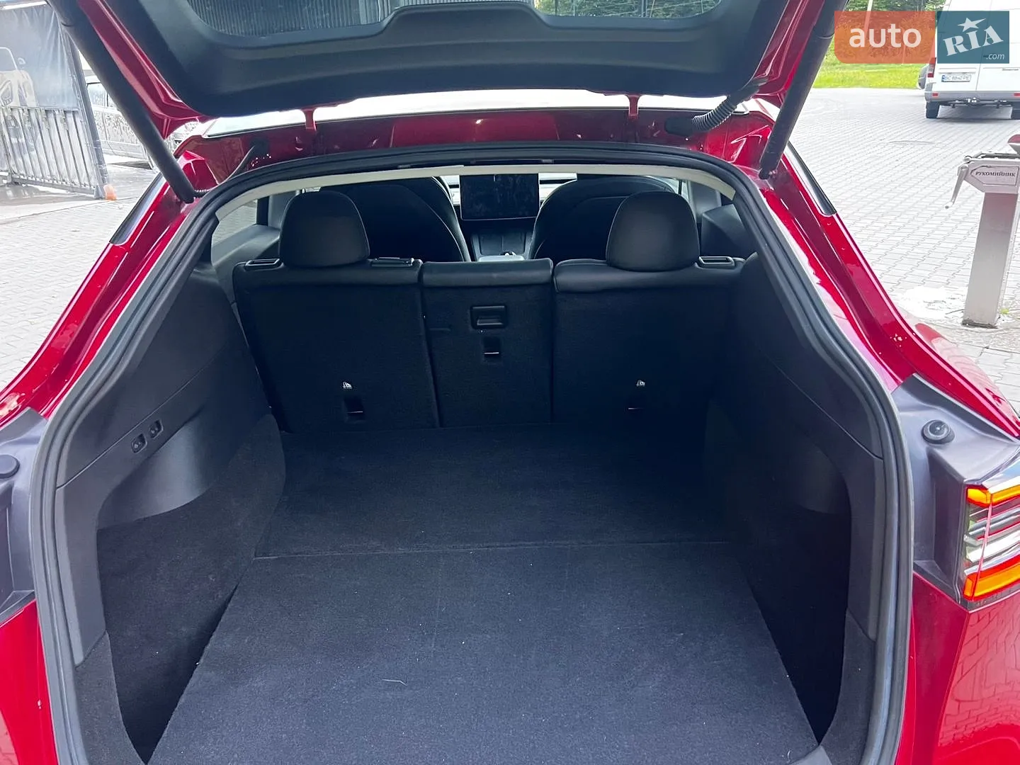 2021 Tesla Model Y - мініатюра 29