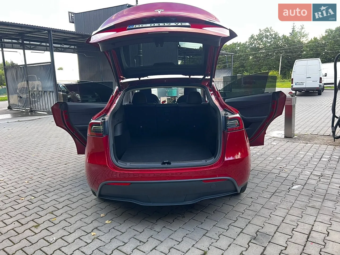 2021 Tesla Model Y - мініатюра 19