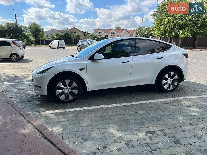 Внедорожник / Кроссовер Tesla Model Y 2021 в Хмельницком