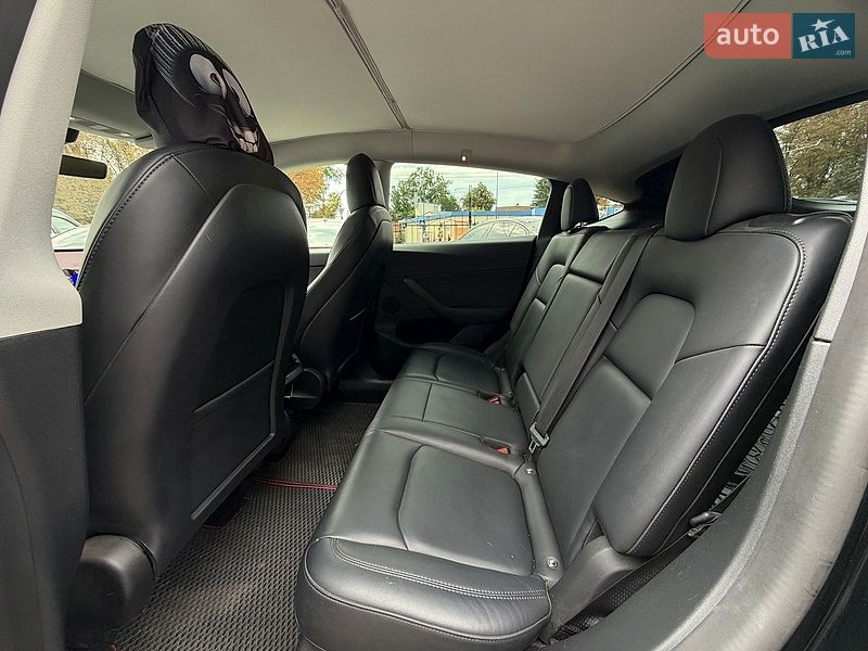Внедорожник / Кроссовер Tesla Model Y 2022 в Полтаве