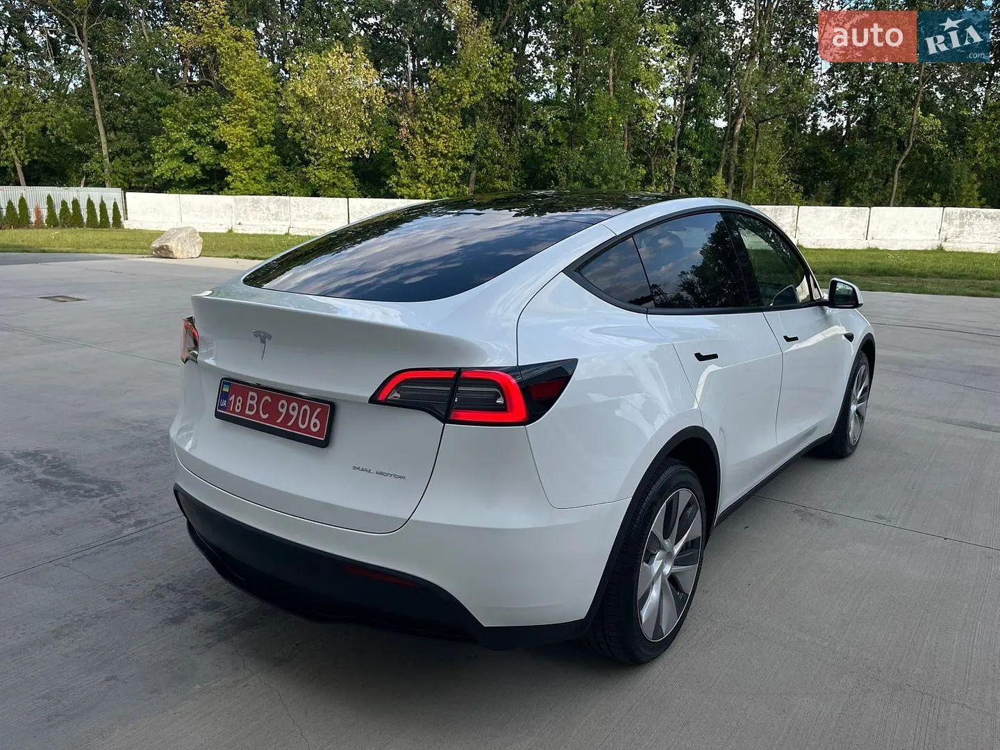 2023 Tesla Model Y - мініатюра 8