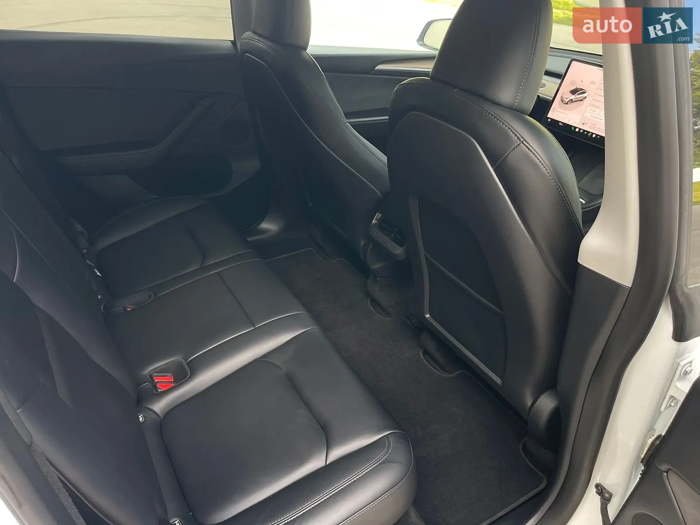 2023 Tesla Model Y - мініатюра 23