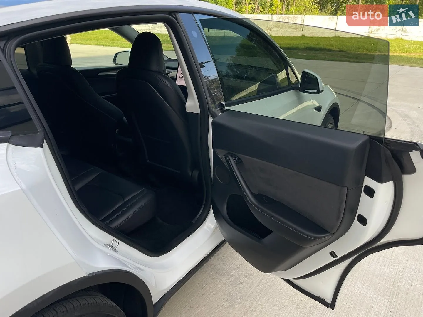 2023 Tesla Model Y - мініатюра 22
