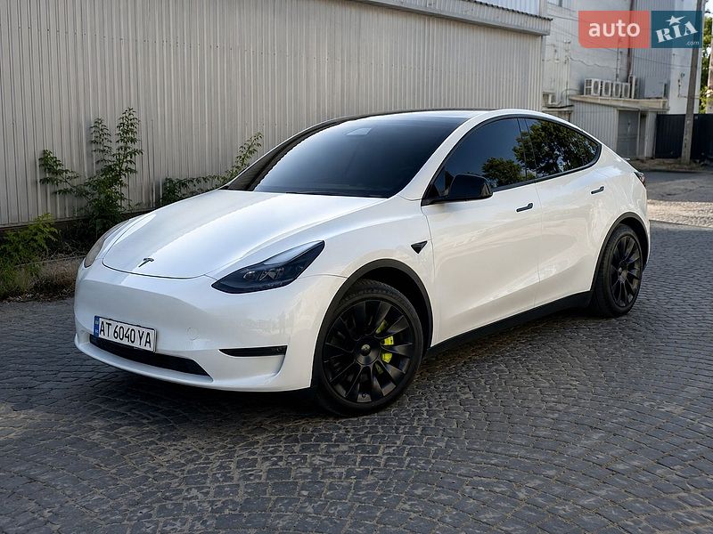 Tesla Model Y 2020