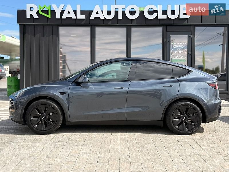 Позашляховик / Кросовер Tesla Model Y 2023 в Львові
