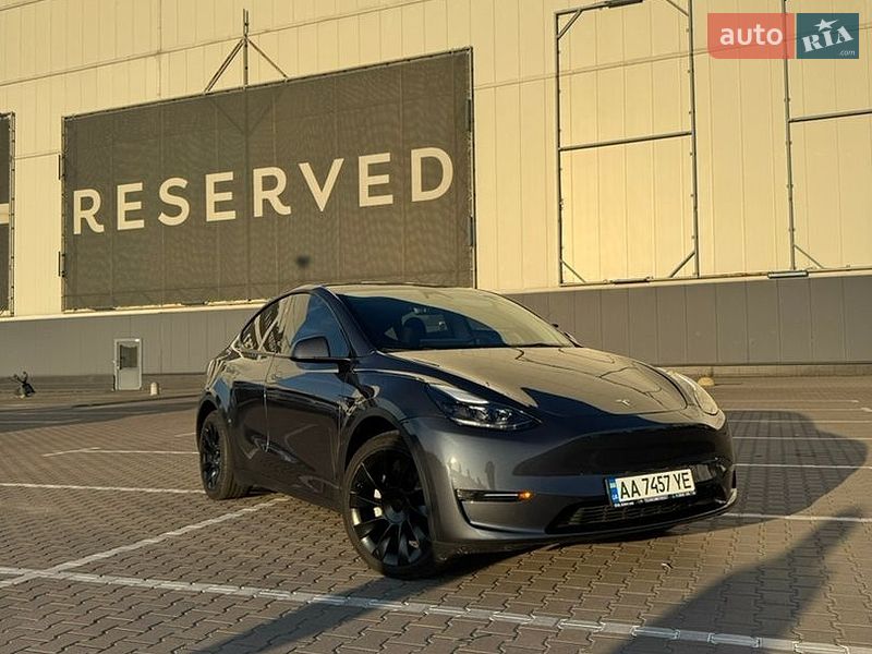 Позашляховик / Кросовер Tesla Model Y 2023 в Києві