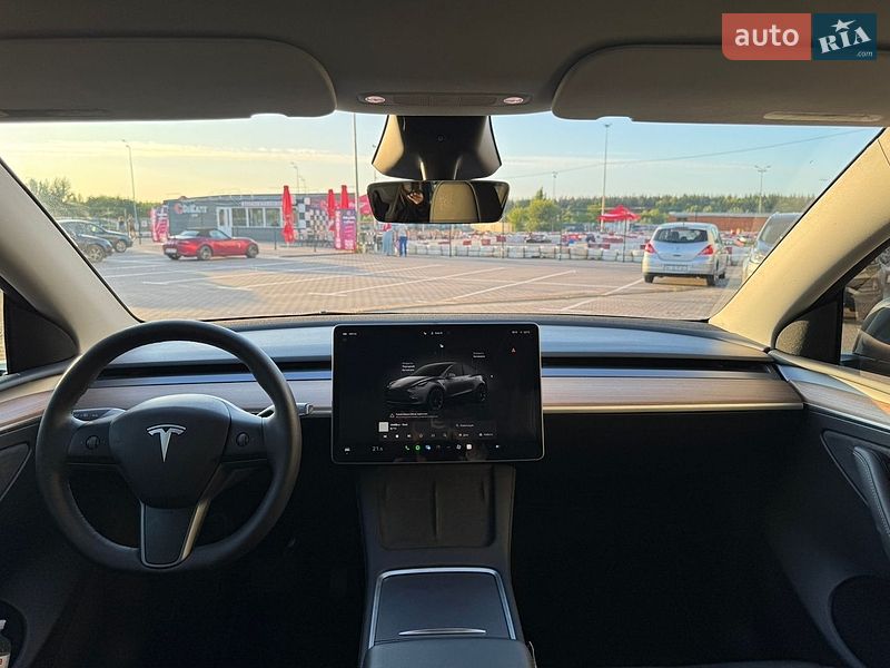 Позашляховик / Кросовер Tesla Model Y 2023 в Києві