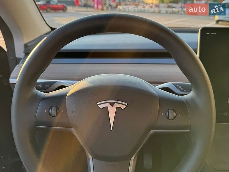 Позашляховик / Кросовер Tesla Model Y 2023 в Києві
