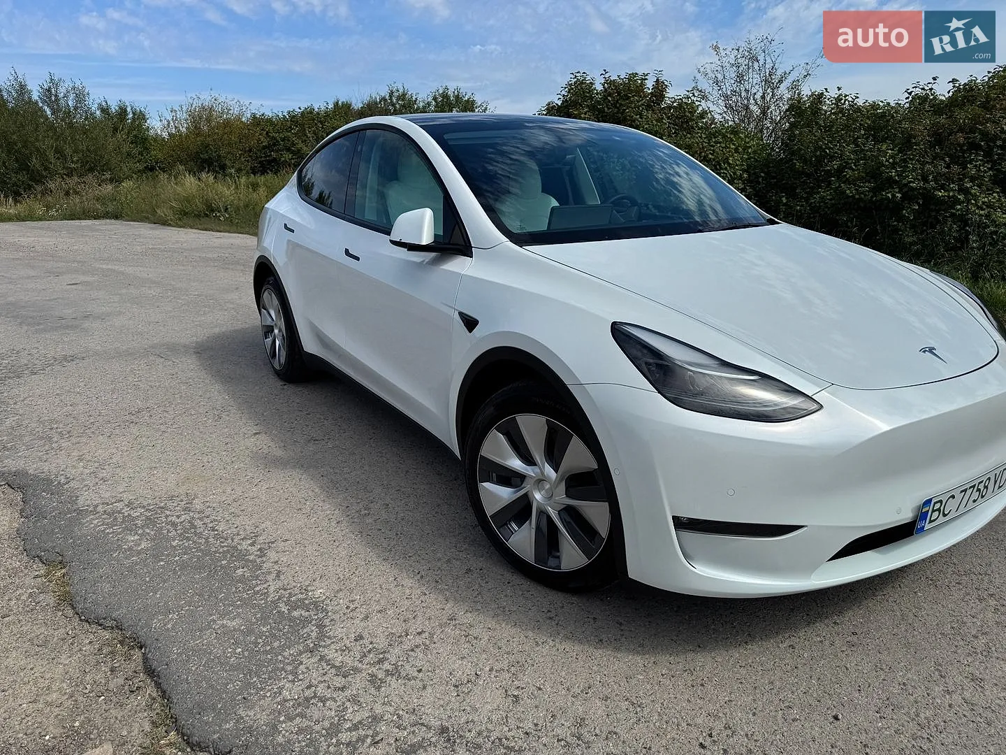 2022 Tesla Model Y - мініатюра 2