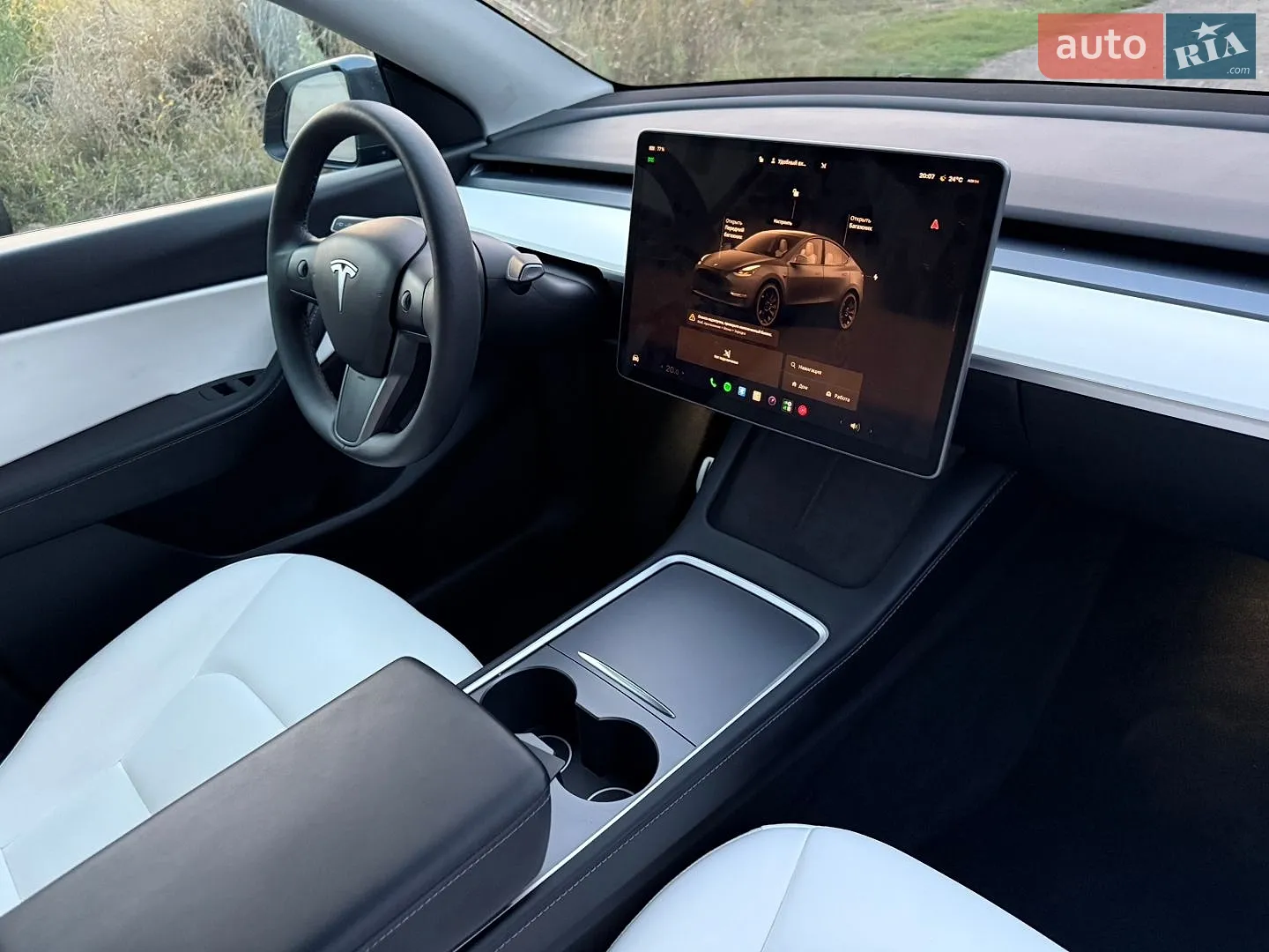 2022 Tesla Model Y - мініатюра 20