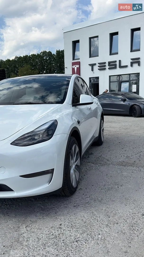 2023 Tesla Model Y - мініатюра 11