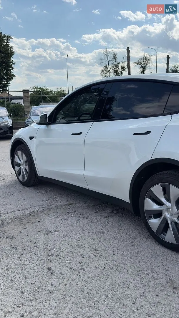 2023 Tesla Model Y - мініатюра 13