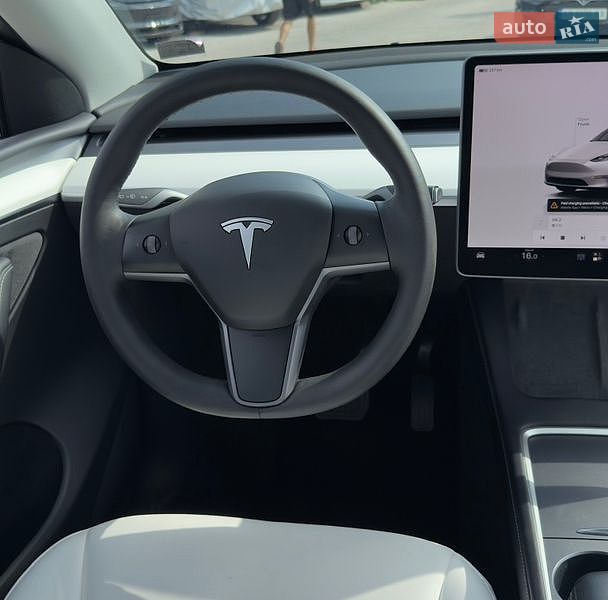 Позашляховик / Кросовер Tesla Model Y 2023 в Вінниці