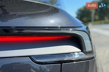 Позашляховик / Кросовер Tesla Model Y 2025 в Дніпрі