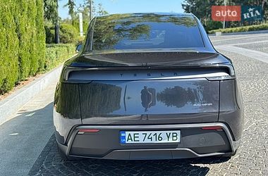 Позашляховик / Кросовер Tesla Model Y 2025 в Дніпрі