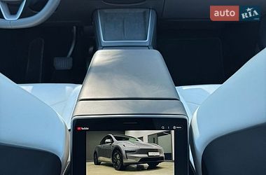 Позашляховик / Кросовер Tesla Model Y 2025 в Дніпрі