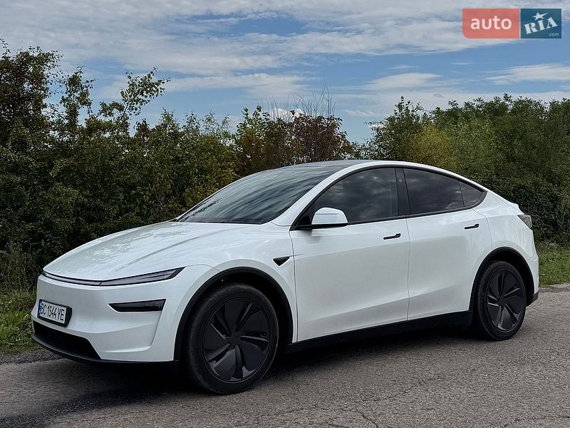 Tesla Model Y, фото из объявления