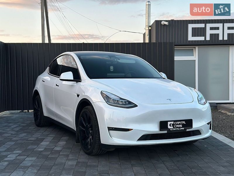 Позашляховик / Кросовер Tesla Model Y 2023 в Луцьку