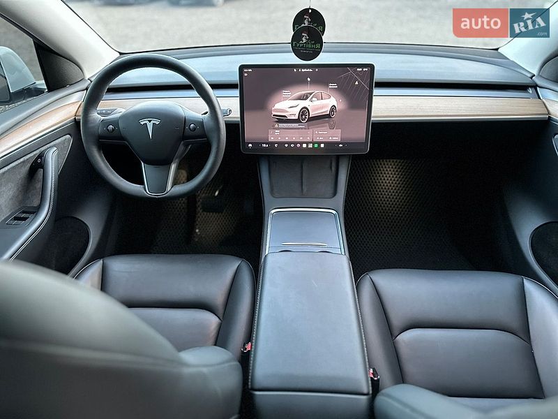 Позашляховик / Кросовер Tesla Model Y 2023 в Луцьку