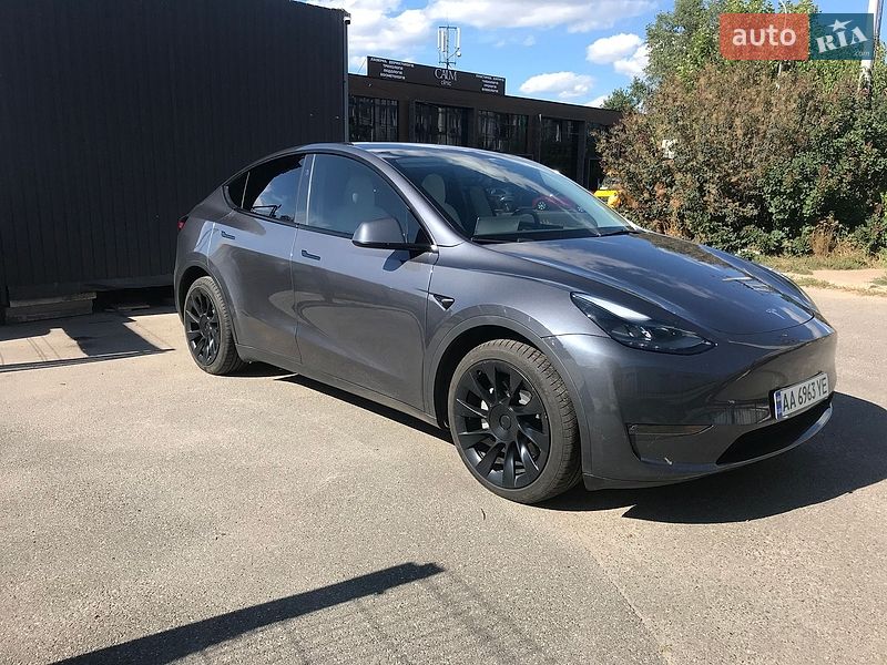 Внедорожник / Кроссовер Tesla Model Y 2023 в Киеве фото 4 Внедорожник / Кроссовер Tesla Model Y 2023 в Киеве