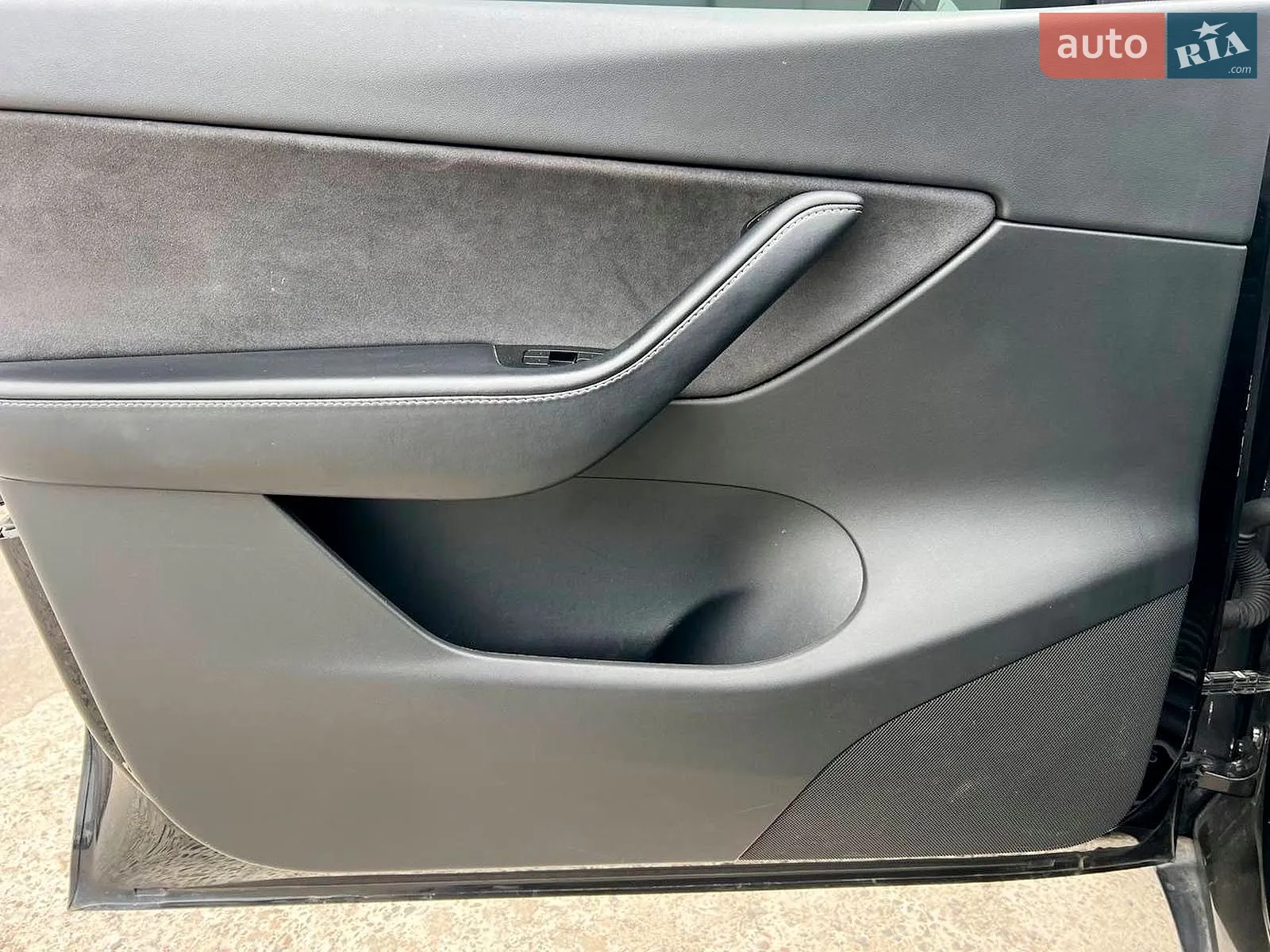 2020 Tesla Model Y - мініатюра 17