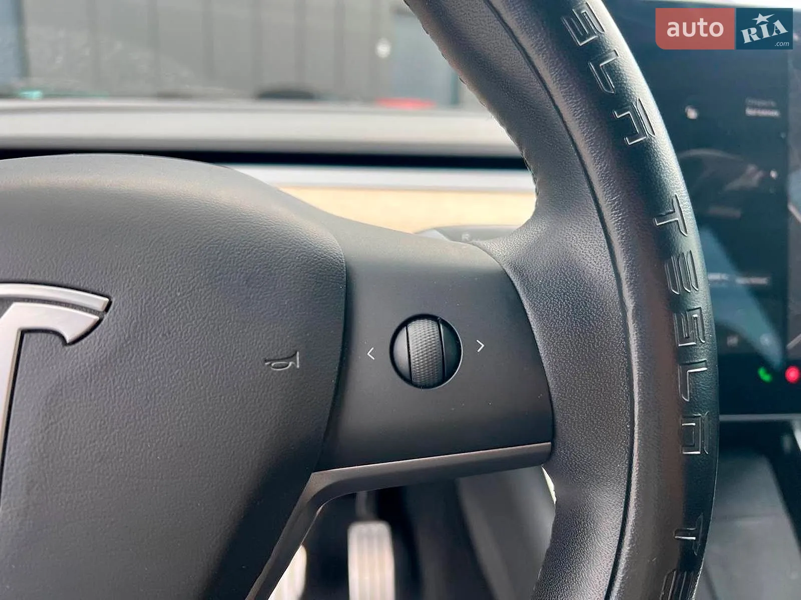 2020 Tesla Model Y - мініатюра 23