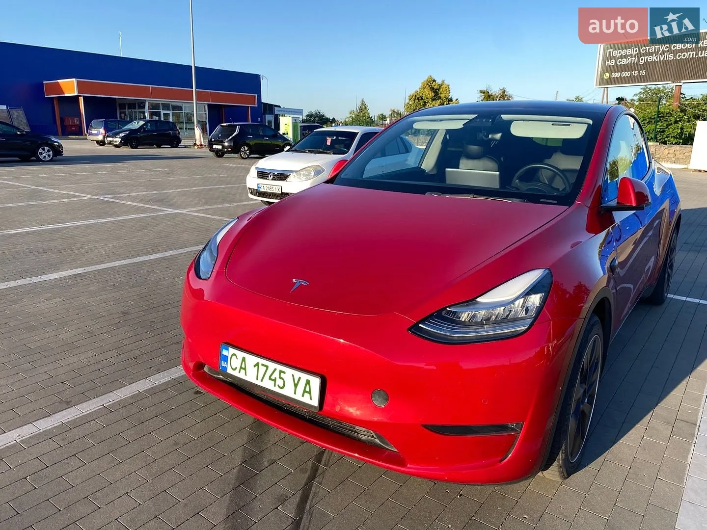 2020 Tesla Model Y - мініатюра 2