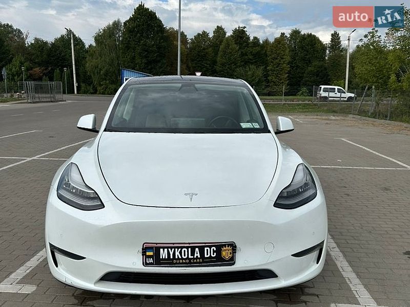 Внедорожник / Кроссовер Tesla Model Y 2020 в Дубно